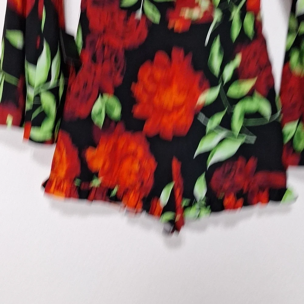 Bebe NEW Red Black Romantic Bohemian Off Shoulder Floral Print Romper Size 0